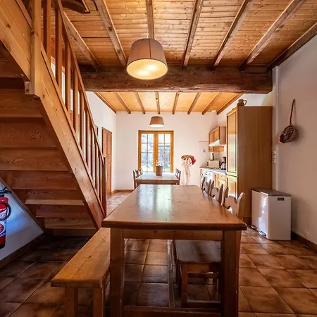 Savoiage - 13 Personnes Chalet Saint-Colomban-des-Villards
